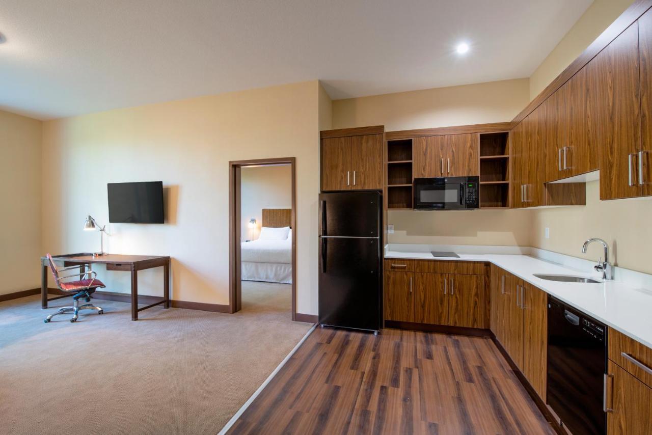 Four Points By Sheraton Grande Prairie Dış mekan fotoğraf